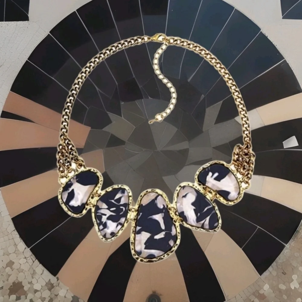 Vintage Estate Esmeray Black & White Shell Gold Statement Necklace